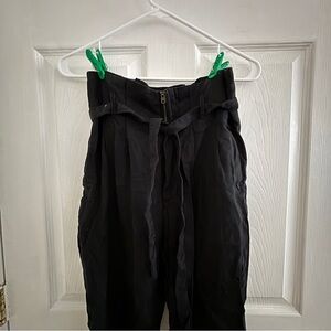Black abercrombie trousers